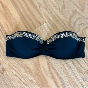 Victoria’s Secret bikini top